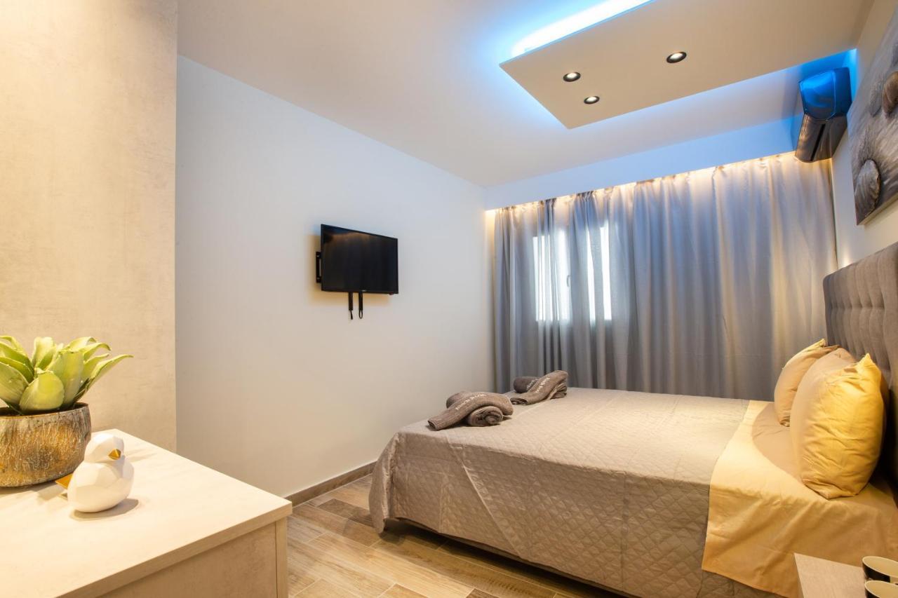 Black Rocks Family, Luxury Seafront Beach Maisonette อากิออส กอร์ดิออส ภายนอก รูปภาพ