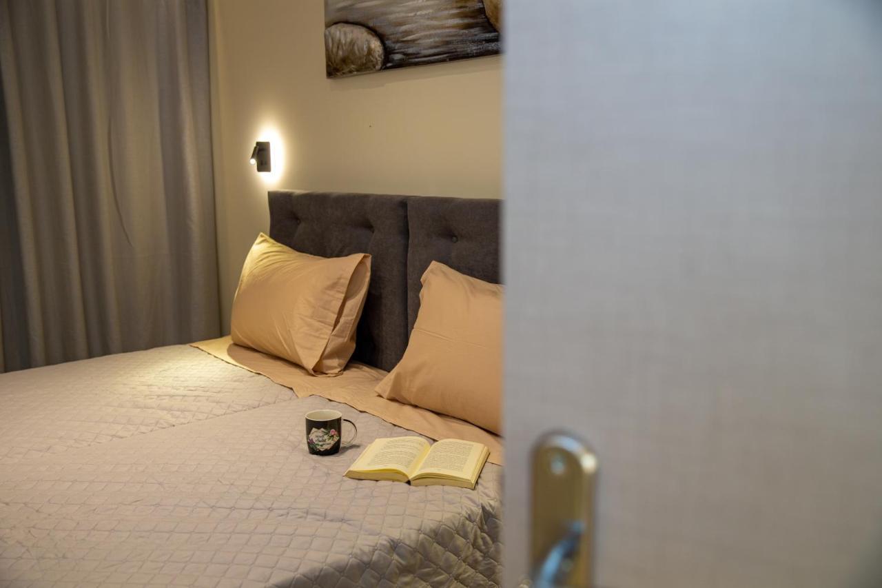 Black Rocks Family, Luxury Seafront Beach Maisonette อากิออส กอร์ดิออส ภายนอก รูปภาพ
